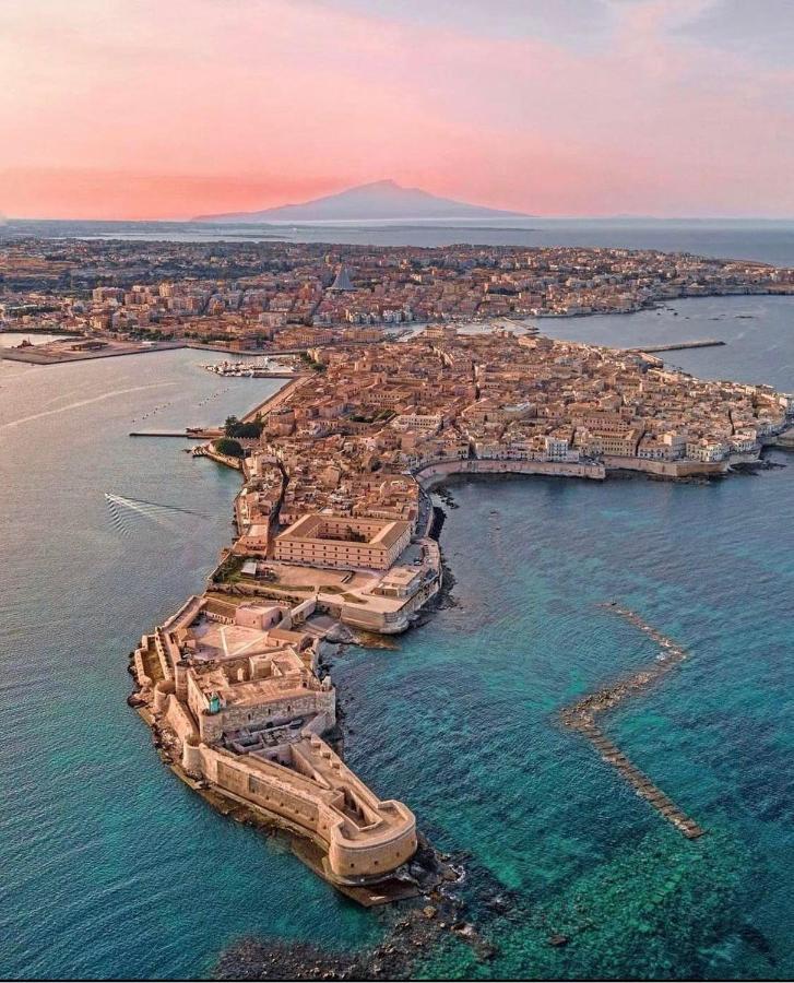 La Medusa D'Ortigia سيراكوزا المظهر الخارجي الصورة
